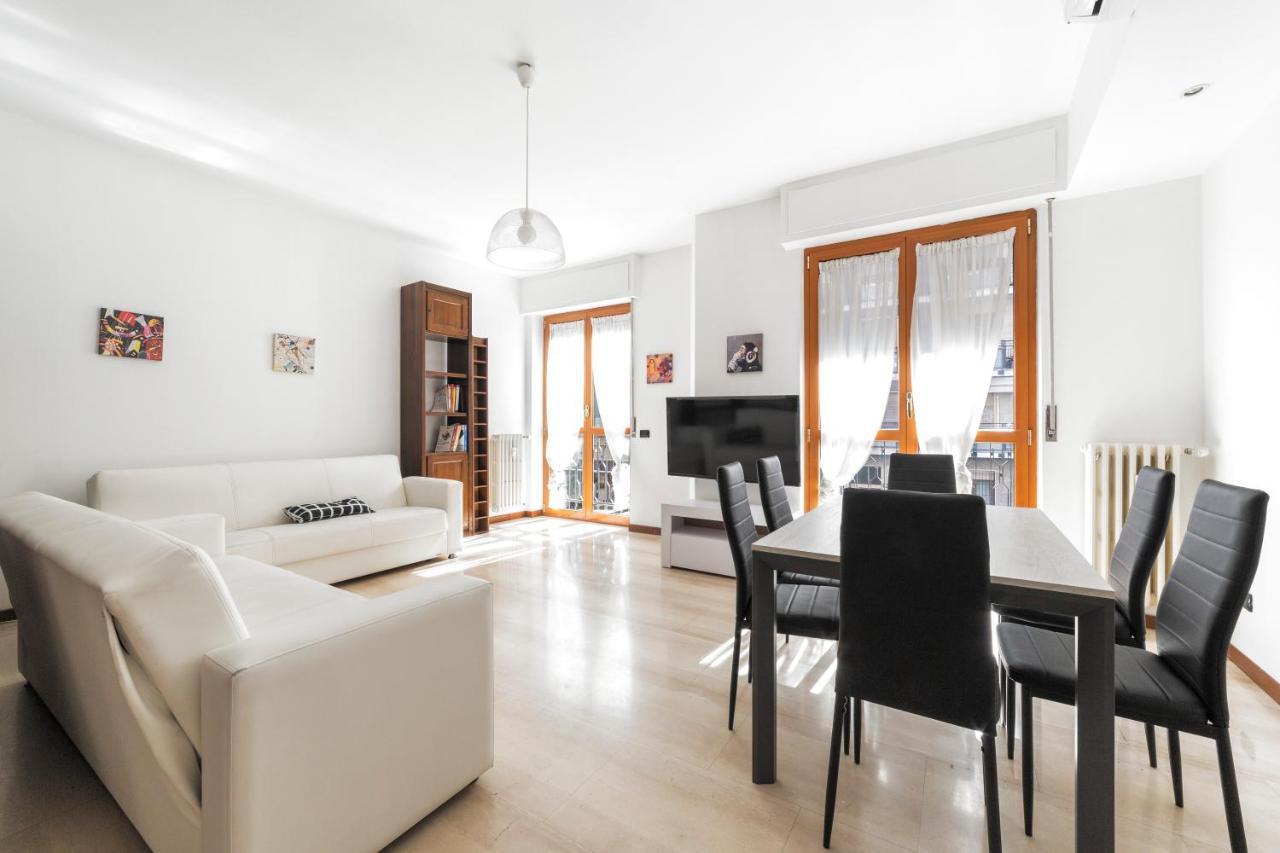 Cenisio M5 Lovely Apartment - With Balcony! ميلان المظهر الخارجي الصورة