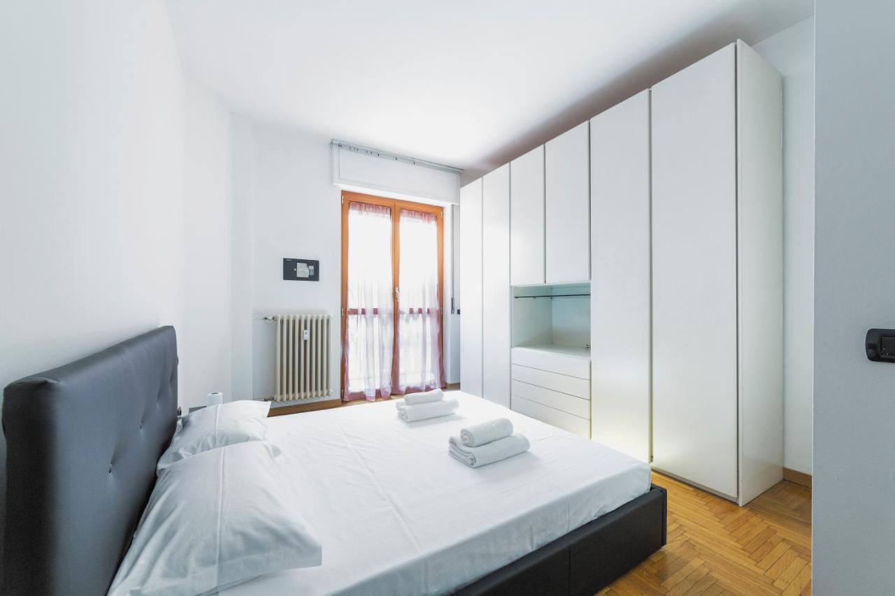 Cenisio M5 Lovely Apartment - With Balcony! ميلان المظهر الخارجي الصورة