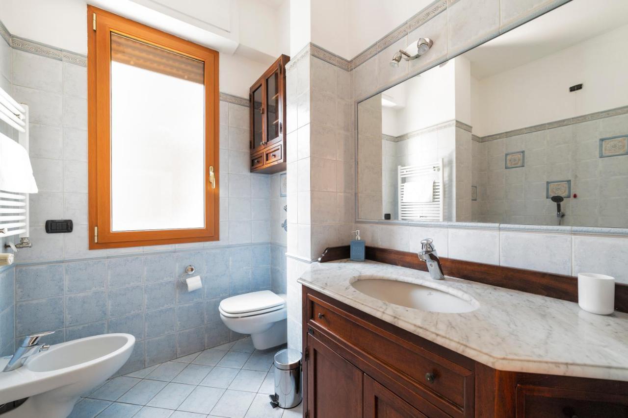 Cenisio M5 Lovely Apartment - With Balcony! ميلان المظهر الخارجي الصورة
